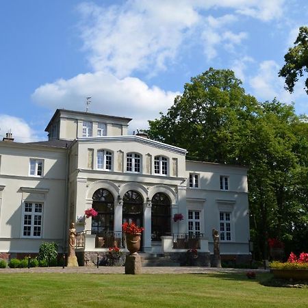 Lisewski Dwor Gniewino Buitenkant foto